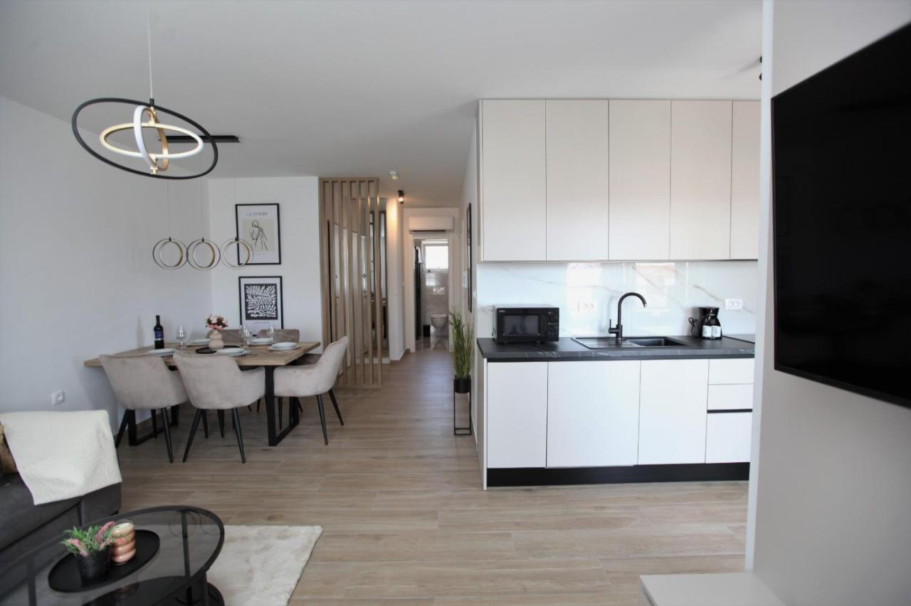 Apartment Sweet Dreams Trogir Exteriör bild